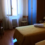 Hotel Loreto Hotel 2*