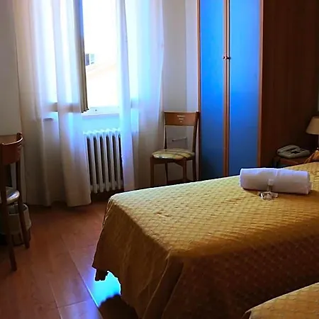 Hotel Hotel Loreto 2*