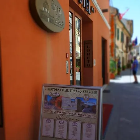 Отель Hotel Loreto