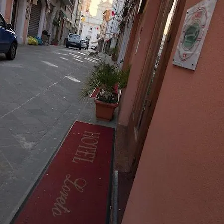 Hotel Loreto Отель Лорето