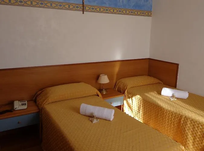 Hotel Loreto Hotel 2*